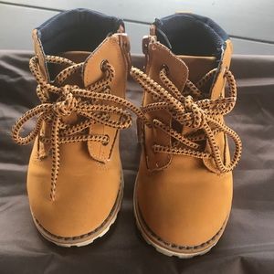 London Fog Collection boys toddler 6m boots